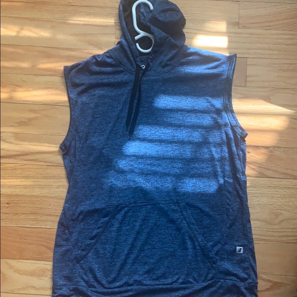 Men’s sleeveless hoodie